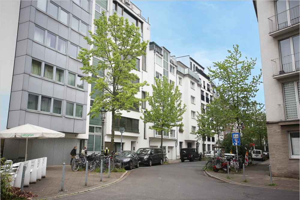 Strasse